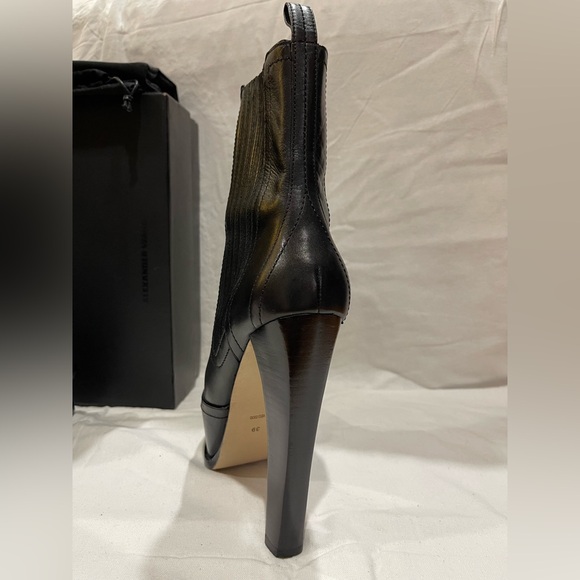 Alexander Wang Black Leather Pointed Toe Boots Size 39/8 - Picture 8 of 11